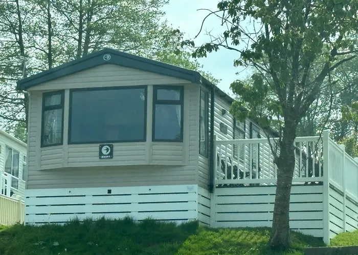 Kmc-Country Breaks Bideford Bay At Glade